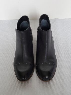 Skechers Memory Foam Black Leather Studded Ankle Booties